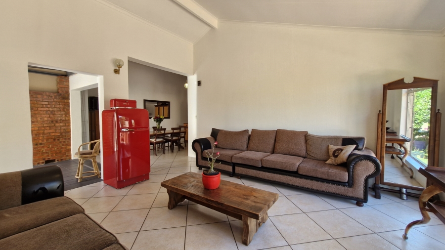 2 Bedroom Property for Sale in Die Hoewes Gauteng