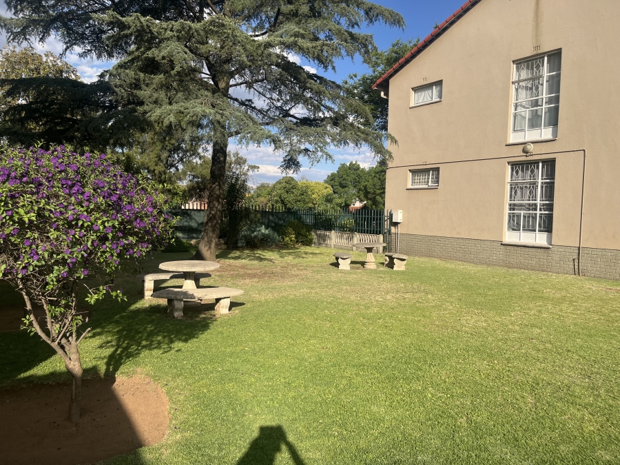 2 Bedroom Property for Sale in Brackenhurst Gauteng