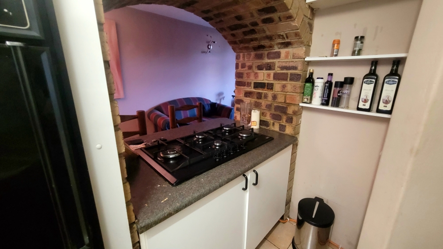 2 Bedroom Property for Sale in Sunnyside Gauteng