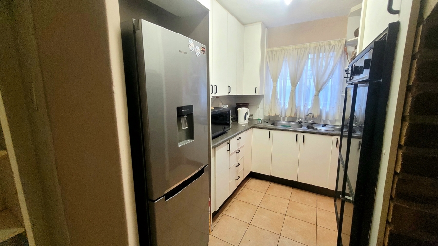 2 Bedroom Property for Sale in Sunnyside Gauteng