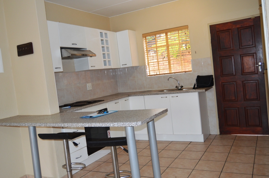 To Let 2 Bedroom Property for Rent in Wilgeheuwel Gauteng