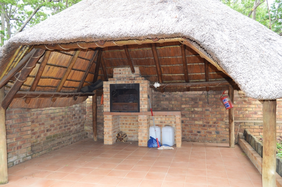 To Let 2 Bedroom Property for Rent in Wilgeheuwel Gauteng