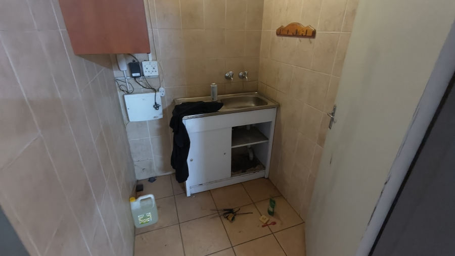 Commercial Property for Sale in Hennopspark Gauteng
