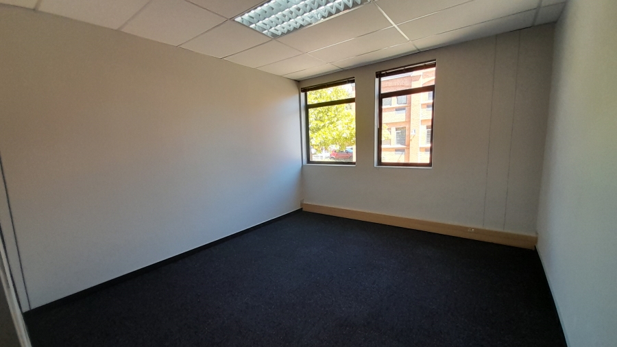 To Let Commercial Property for Rent in Faerie Glen Gauteng