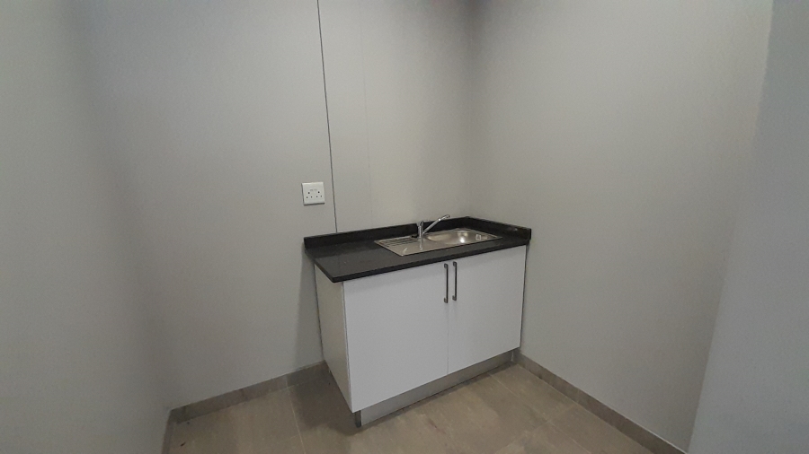 To Let Commercial Property for Rent in Faerie Glen Gauteng