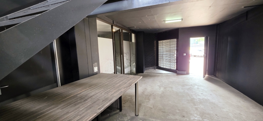 To Let Commercial Property for Rent in Halfway House Gauteng