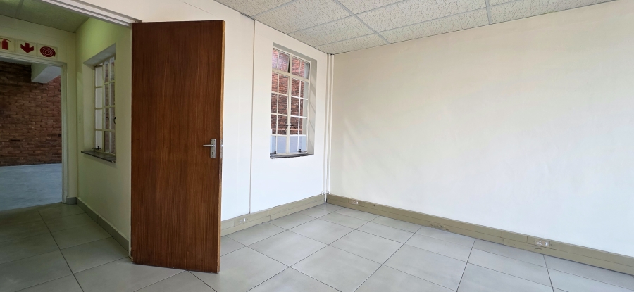 To Let Commercial Property for Rent in Halfway House Gauteng