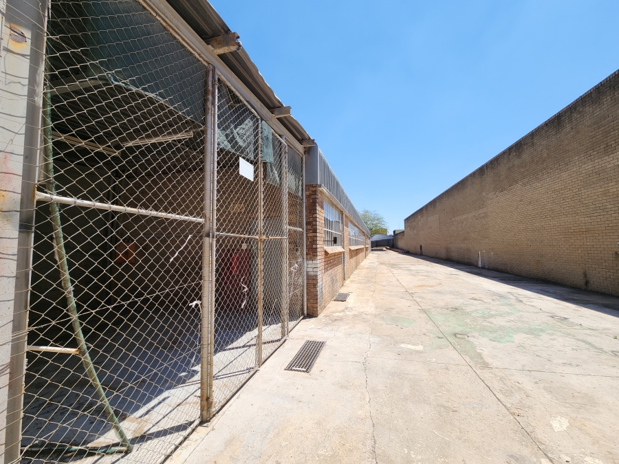 To Let Commercial Property for Rent in Waltloo Gauteng