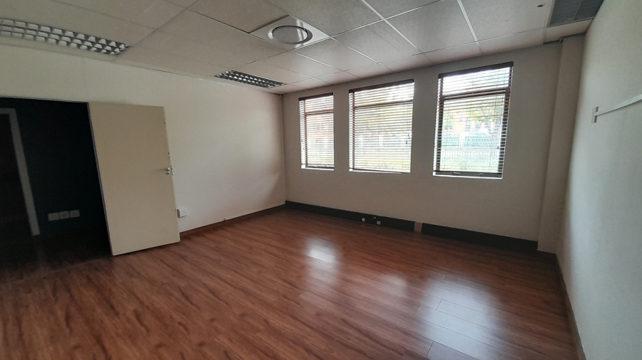 To Let Commercial Property for Rent in Faerie Glen Gauteng