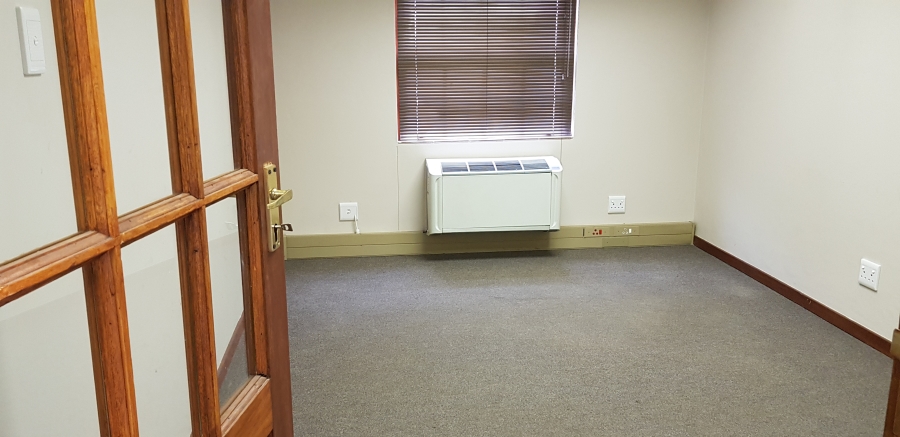 To Let Commercial Property for Rent in Lyttelton Manor Gauteng