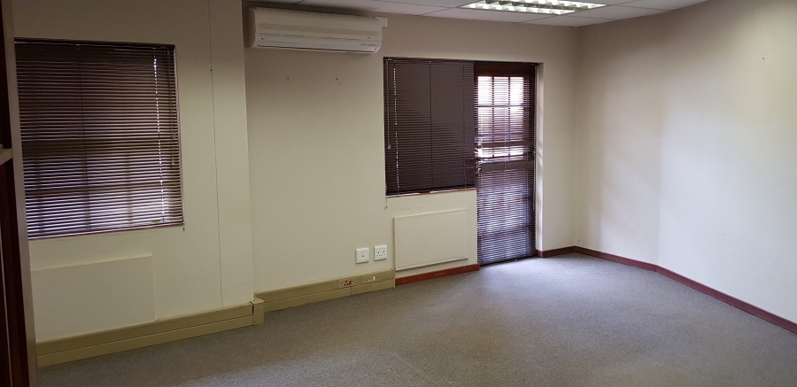 To Let Commercial Property for Rent in Lyttelton Manor Gauteng