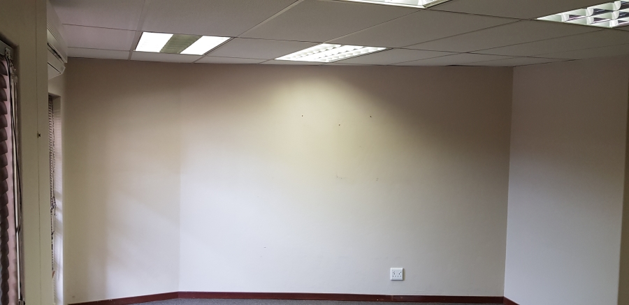 To Let Commercial Property for Rent in Lyttelton Manor Gauteng