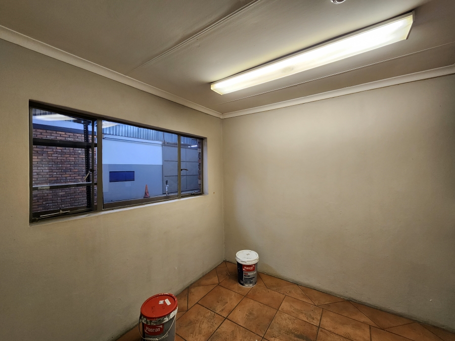 To Let Commercial Property for Rent in Silverton Gauteng