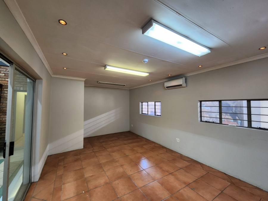 To Let Commercial Property for Rent in Silverton Gauteng