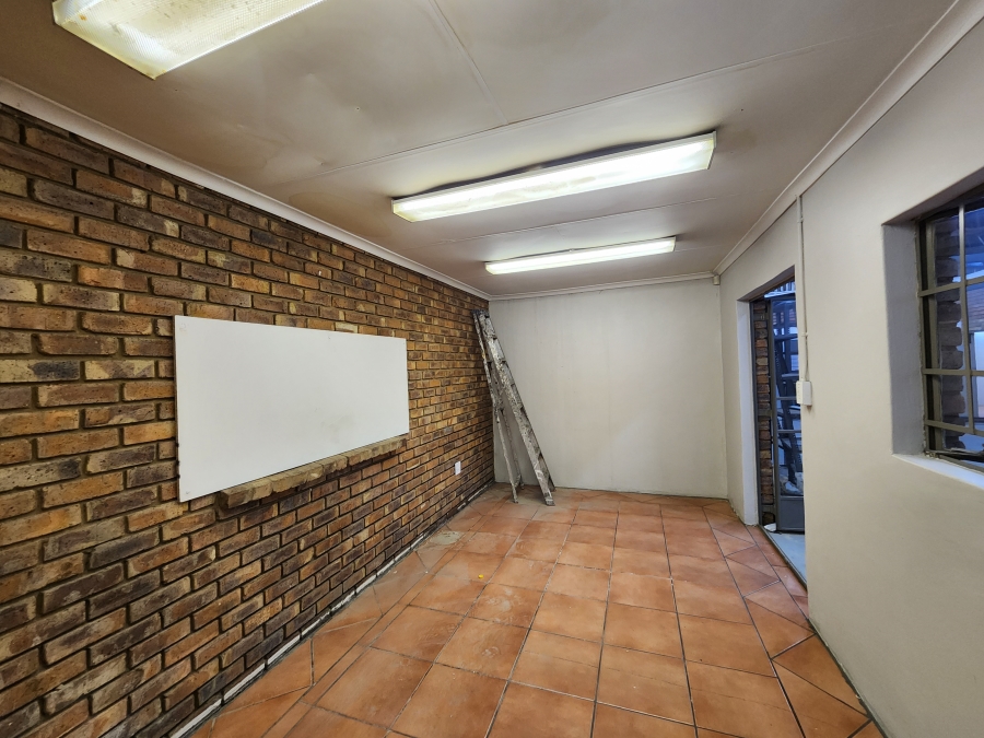 To Let Commercial Property for Rent in Silverton Gauteng