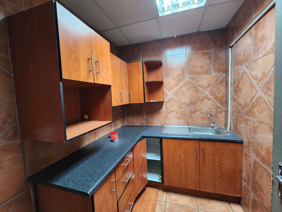 To Let Commercial Property for Rent in Silverton Gauteng