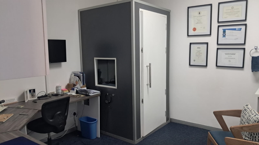 To Let Commercial Property for Rent in Waterkloof Ridge Gauteng