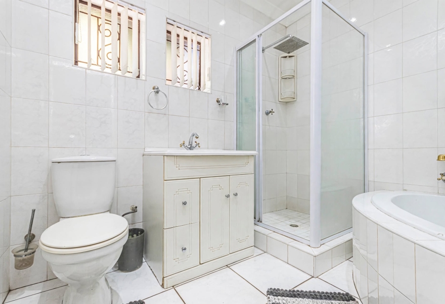 3 Bedroom Property for Sale in Mindalore Gauteng