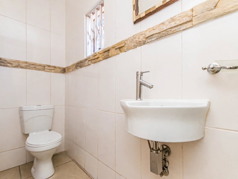 3 Bedroom Property for Sale in Mindalore Gauteng