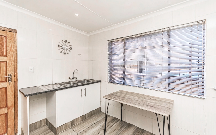 3 Bedroom Property for Sale in Mindalore Gauteng