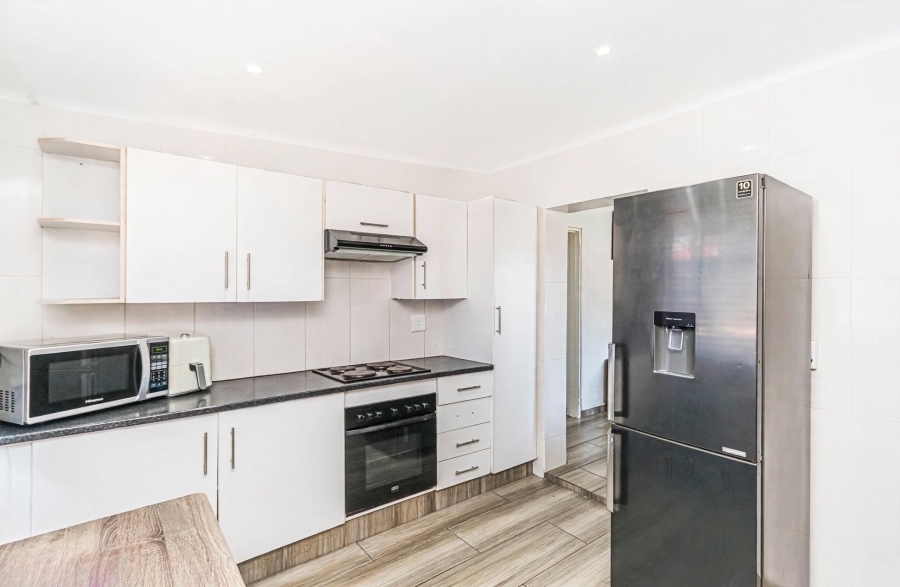 3 Bedroom Property for Sale in Mindalore Gauteng