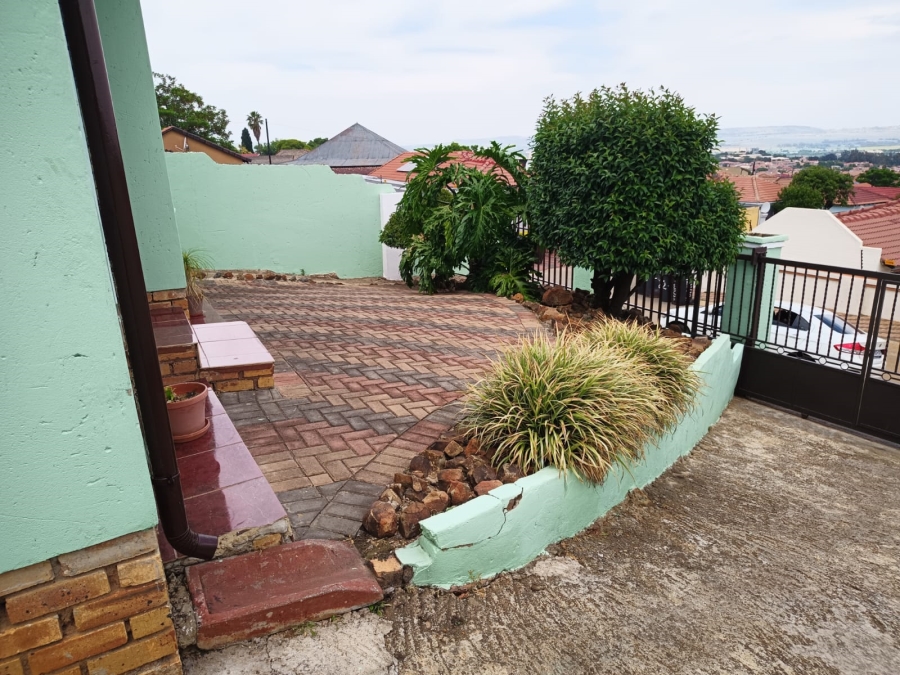 3 Bedroom Property for Sale in Naturena Gauteng