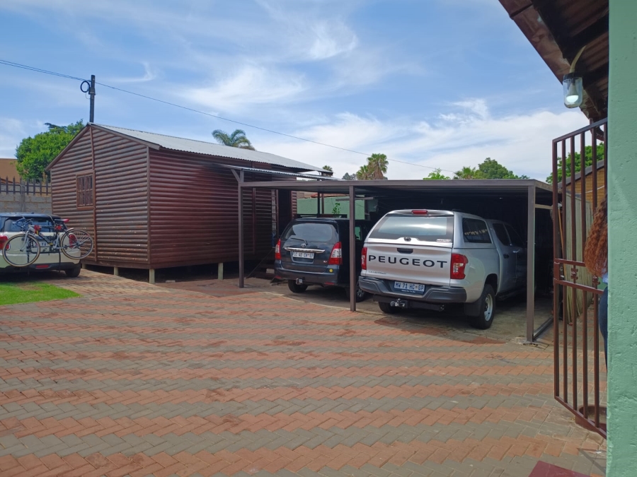 3 Bedroom Property for Sale in Naturena Gauteng
