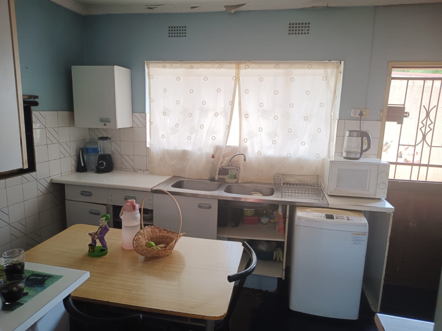3 Bedroom Property for Sale in Lenasia South Gauteng