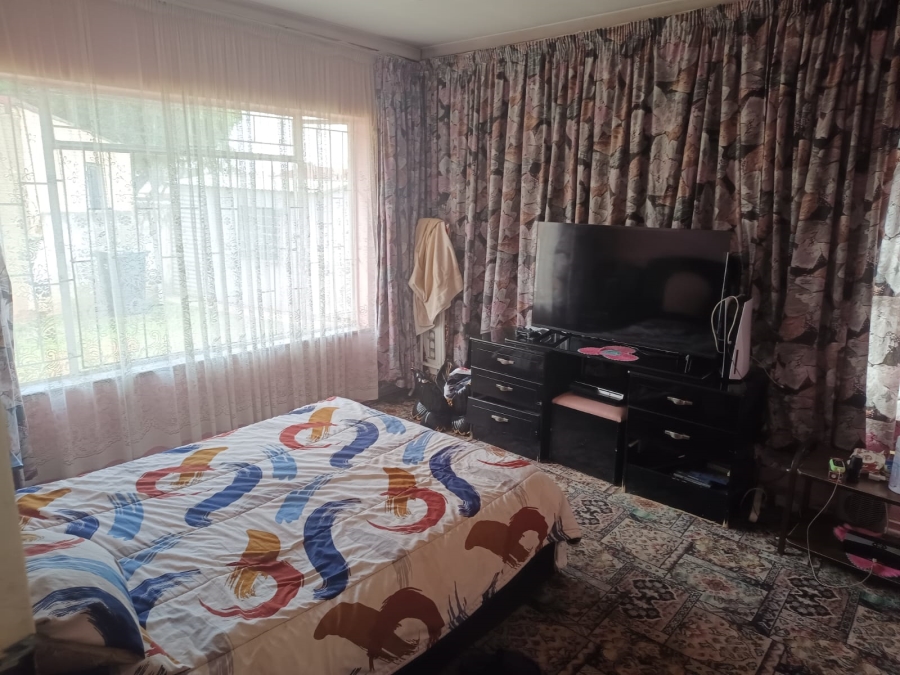 3 Bedroom Property for Sale in Lenasia South Gauteng