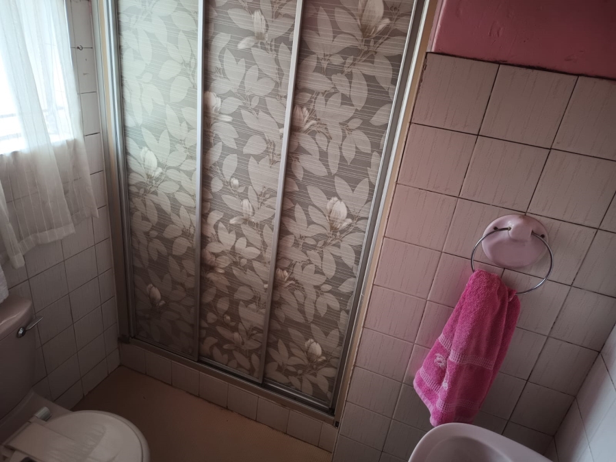 3 Bedroom Property for Sale in Lenasia South Gauteng