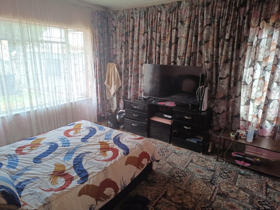3 Bedroom Property for Sale in Lenasia South Gauteng