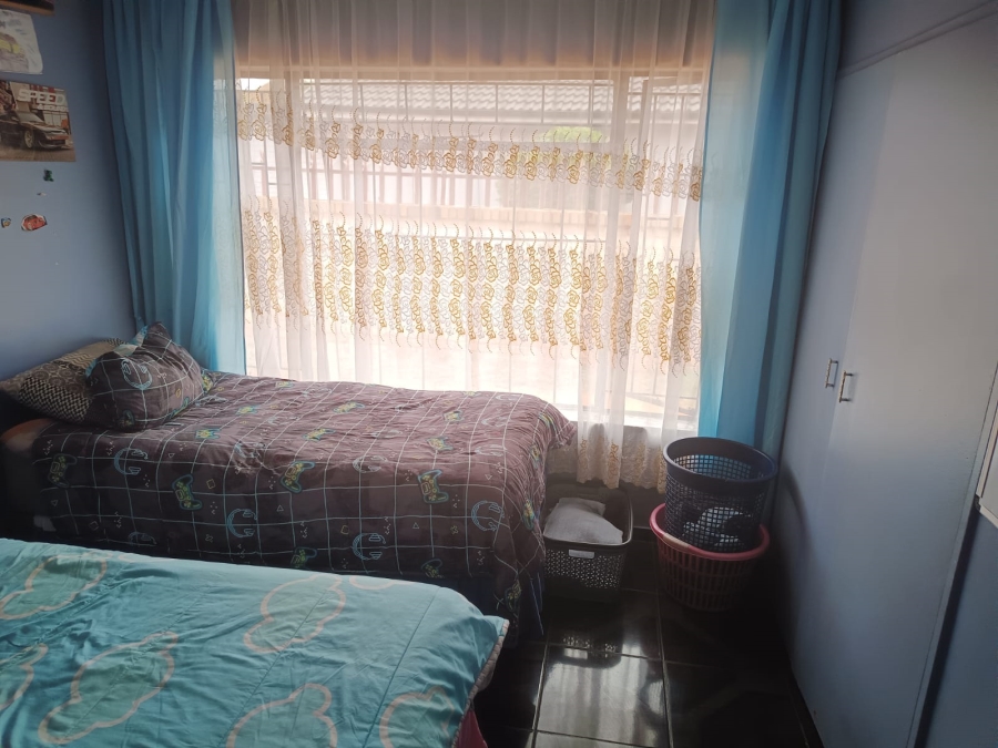 3 Bedroom Property for Sale in Lenasia South Gauteng