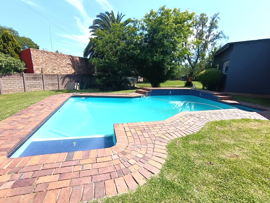 4 Bedroom Property for Sale in Dalpark Ext 1 Gauteng