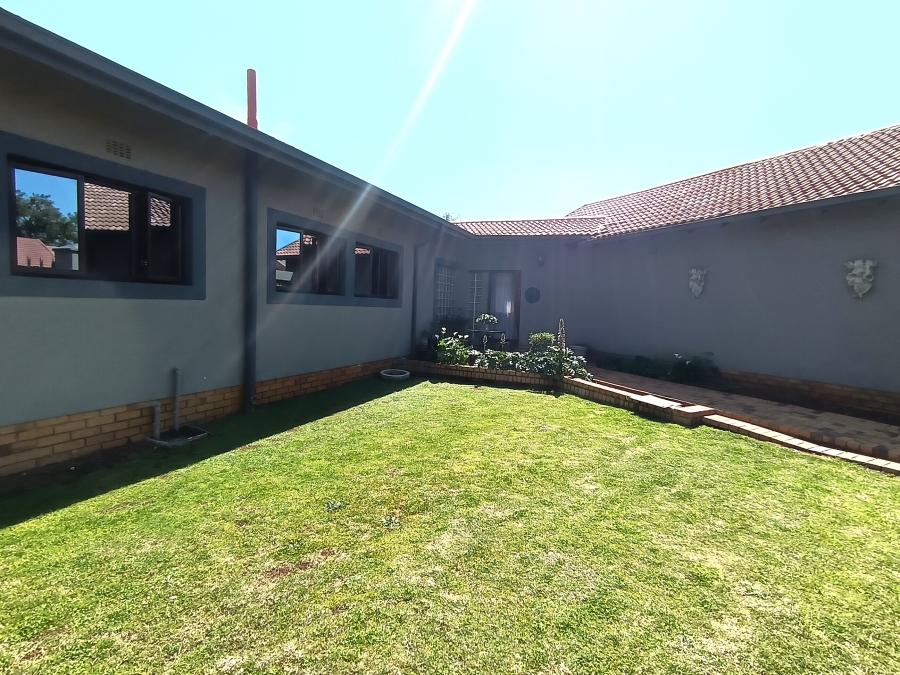 4 Bedroom Property for Sale in Dalpark Ext 1 Gauteng