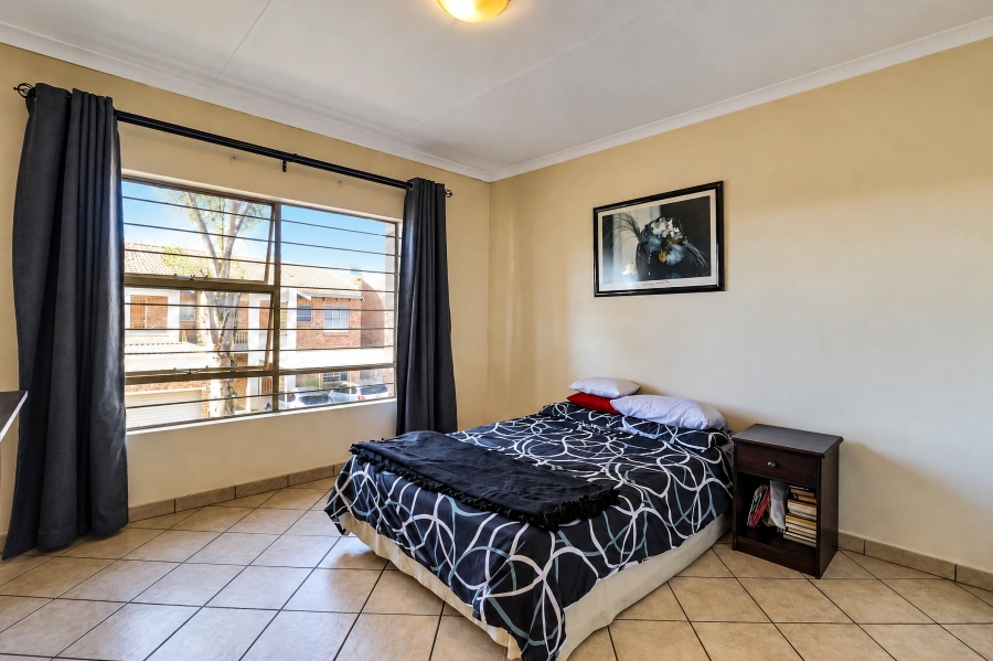 2 Bedroom Property for Sale in Raslouw A H Gauteng