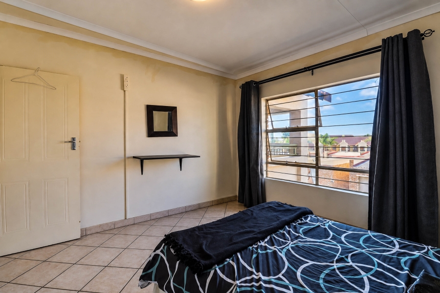 2 Bedroom Property for Sale in Raslouw A H Gauteng