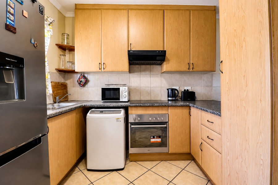 2 Bedroom Property for Sale in Raslouw A H Gauteng