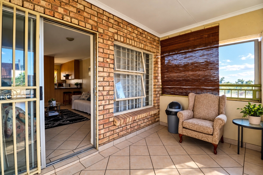 2 Bedroom Property for Sale in Raslouw A H Gauteng
