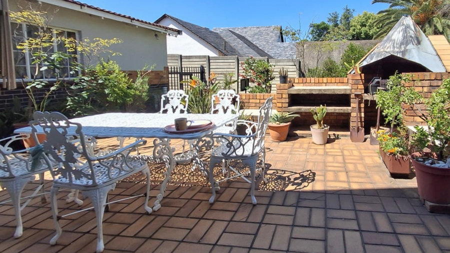 5 Bedroom Property for Sale in Lambton Gauteng