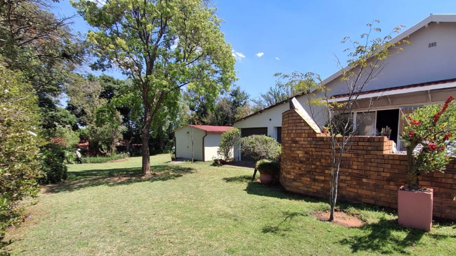 5 Bedroom Property for Sale in Lambton Gauteng