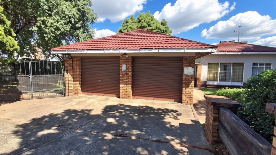 5 Bedroom Property for Sale in Lambton Gauteng