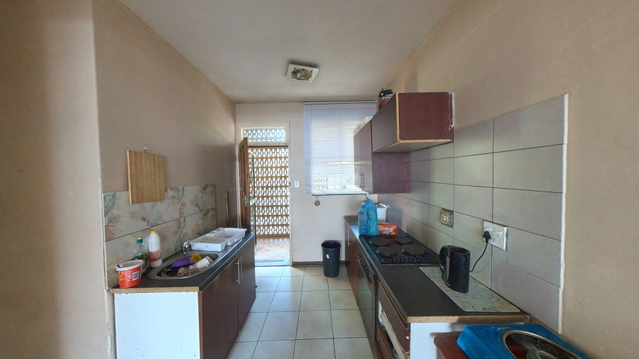 2 Bedroom Property for Sale in Sunnyside Gauteng