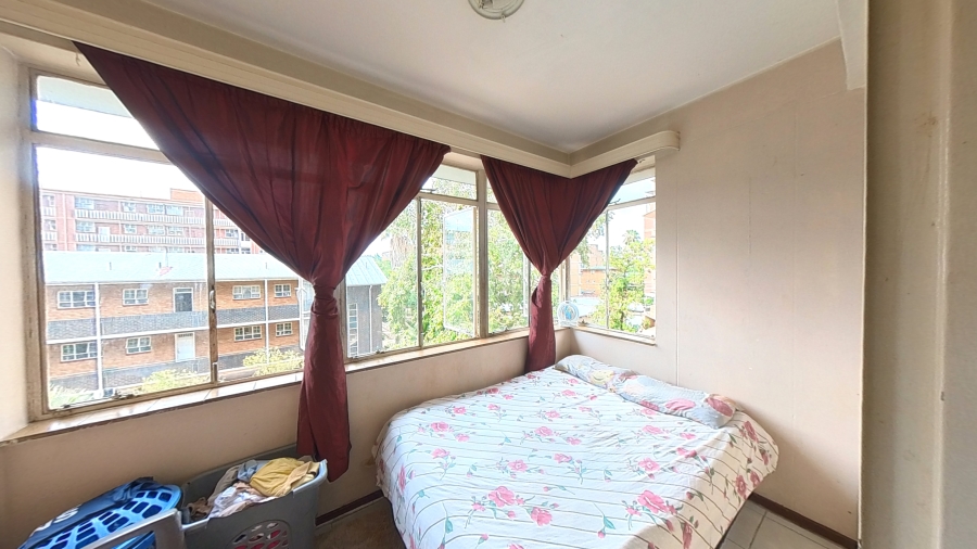 2 Bedroom Property for Sale in Sunnyside Gauteng