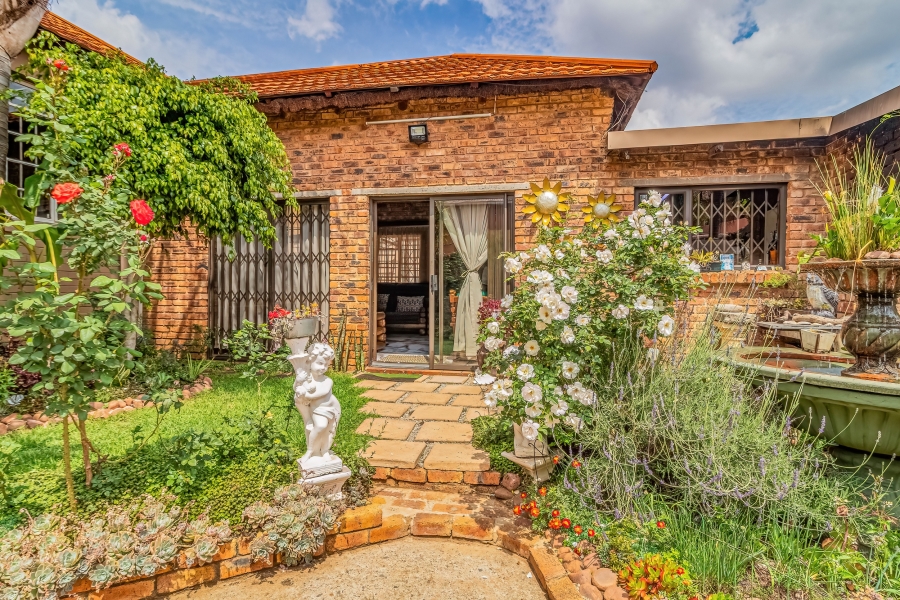 5 Bedroom Property for Sale in Kensington Gauteng