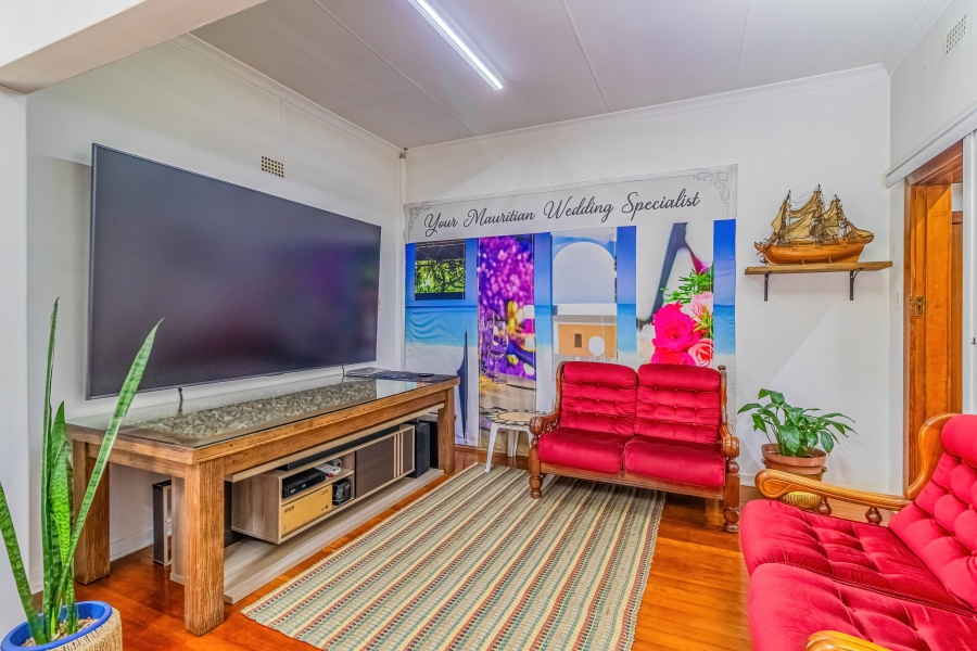 5 Bedroom Property for Sale in Kensington Gauteng