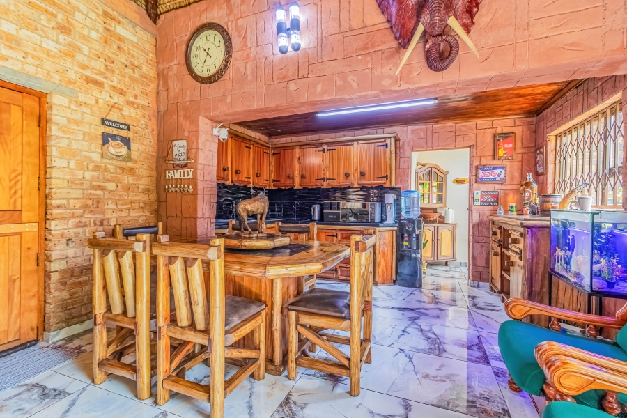 5 Bedroom Property for Sale in Kensington Gauteng