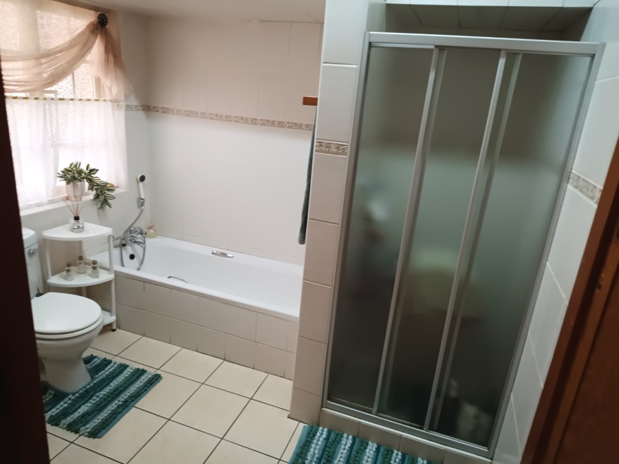 3 Bedroom Property for Sale in The Hill Gauteng