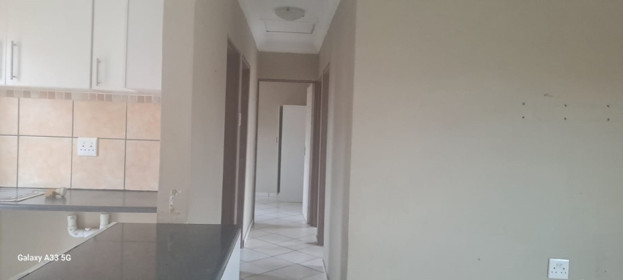 3 Bedroom Property for Sale in Denneoord Gauteng