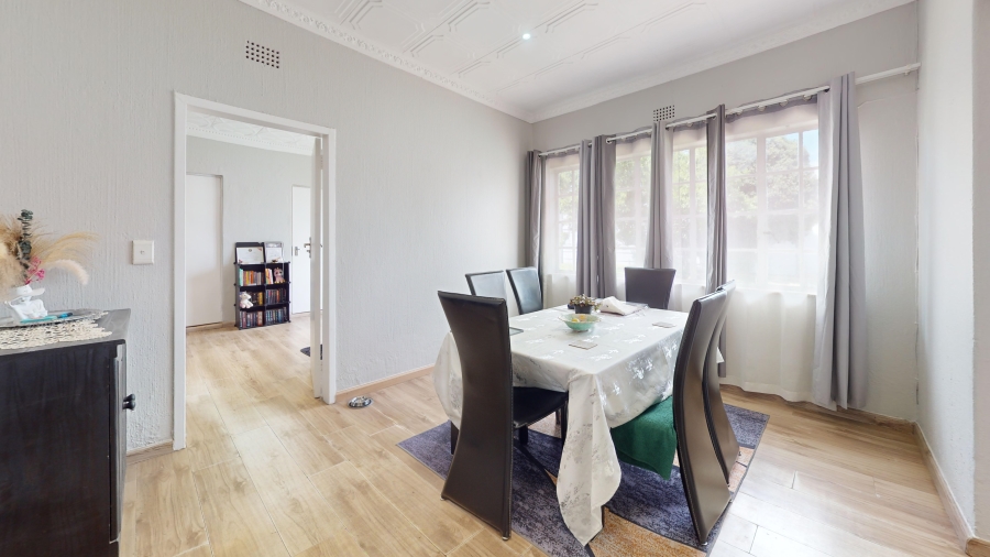 4 Bedroom Property for Sale in Glen Marais Gauteng