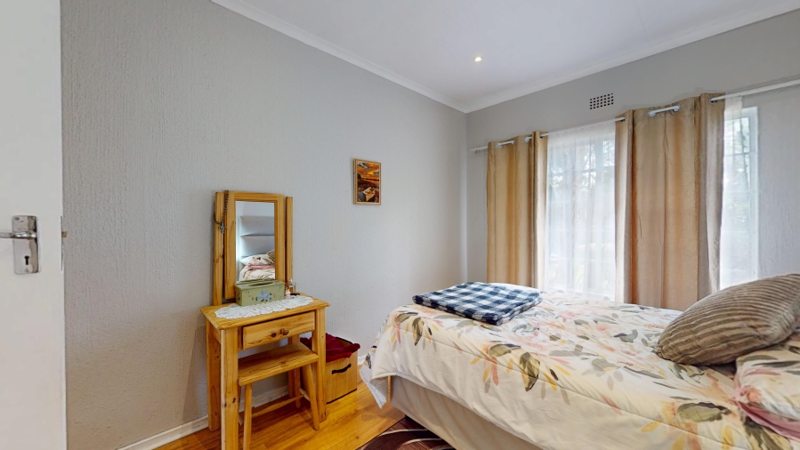 4 Bedroom Property for Sale in Glen Marais Gauteng